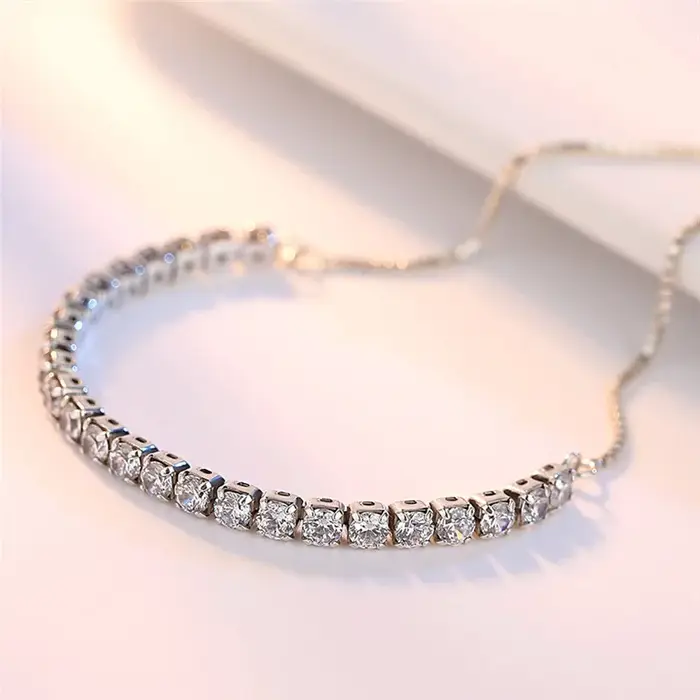 Bracelet en argent Sterling 925 élégant avec pierres de zircon pour femmes occasions spéciales soirée mariage