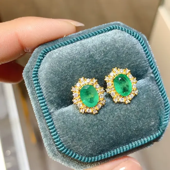 Bague émeraude de conception de créateur