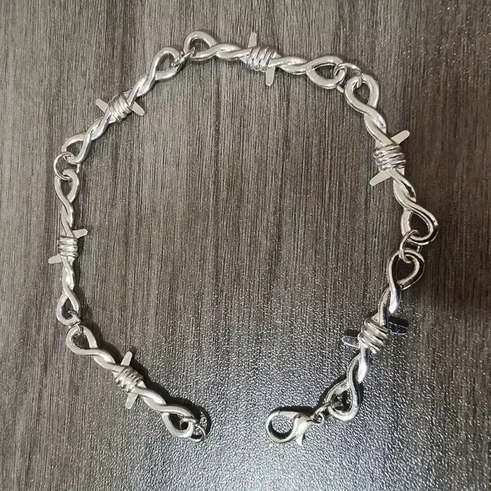 Hip-hop gothique Punk petit fil ronces fer unisexe tour de cou Bracelet femmes Style fil de fer barbelé petites épines Bracelet tour de cou cadeaux