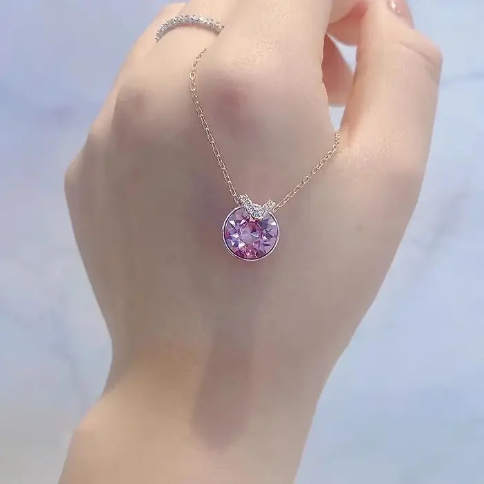 Collier romantique Bella V avec cristaux d'Autriche pour femmes, bijou de mariage, anniversaire et célébrations de Noël
