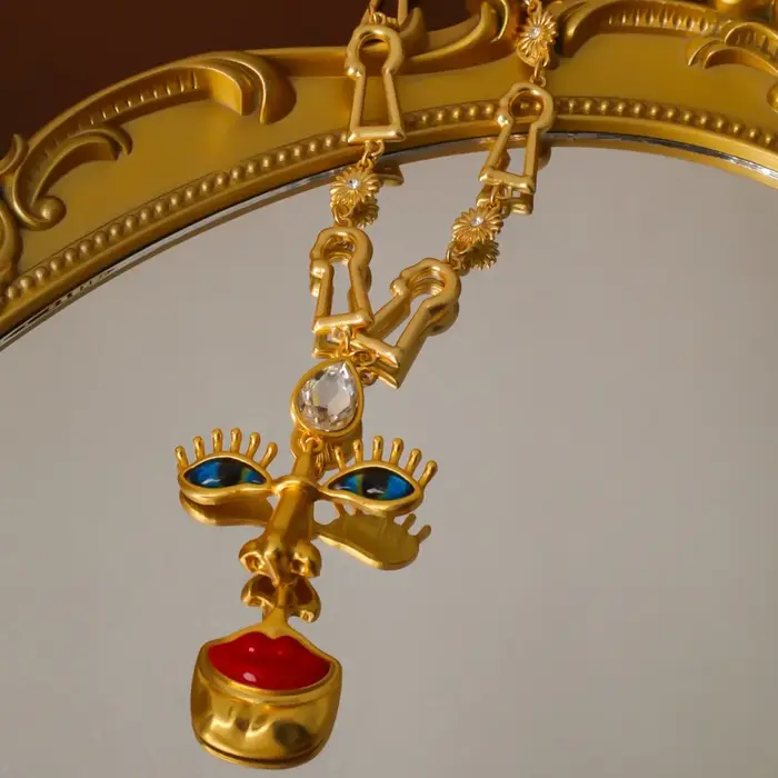 Ensemble de collier et boucles d'oreilles en alliage rétro pour femmes, Style Antique gravé, lèvre r
