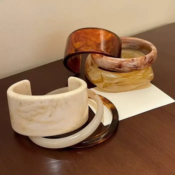 Брасeko Jewelry Vintage Bracelet Résine Irrégulière Bracelets Géométriques pour Femmes Cadeaux de Fête Conception Populaire Брасiyayты На Руку Ж Ngalwakaе