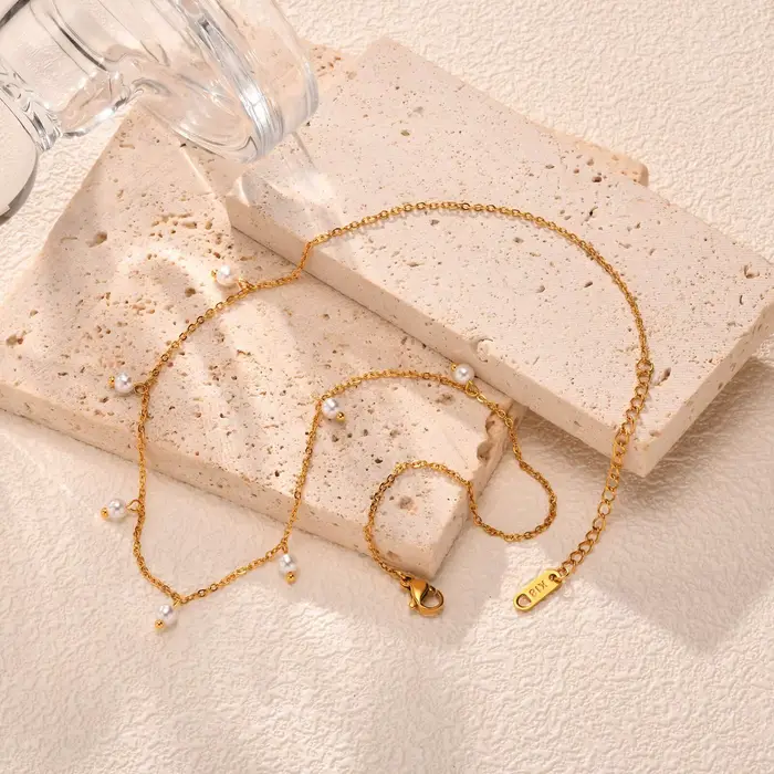 Collier ras du cou en perles pour femmes