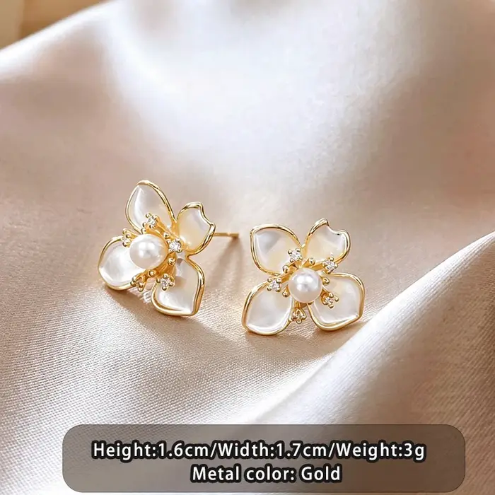 Nouvelles Boucles d'Oreilles Clous Camélia Émail Blanc Élégantes 2026 pour Femme, Miniatures Plaqué 