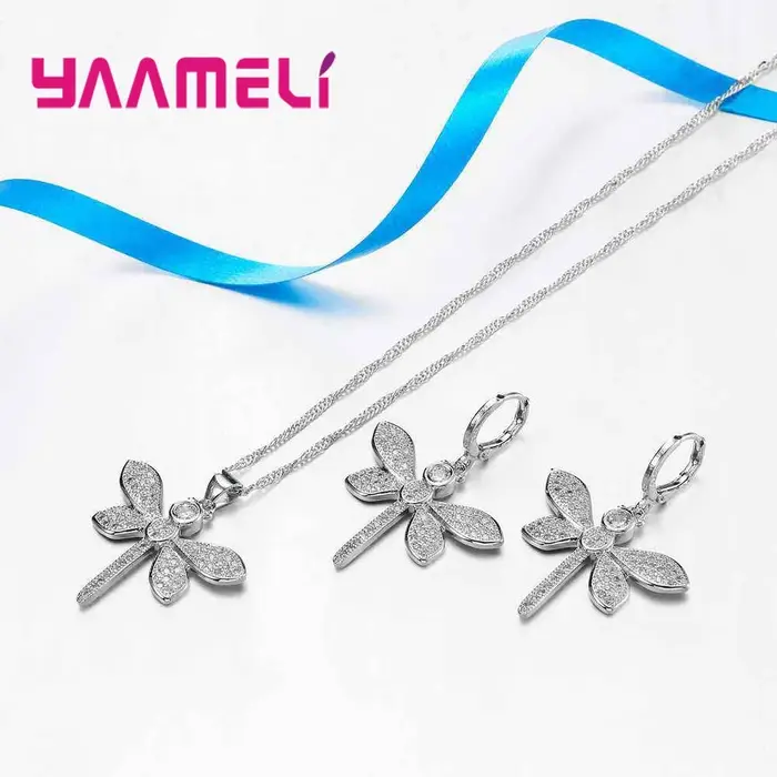 Collier pendentif libellule mignon pour femme