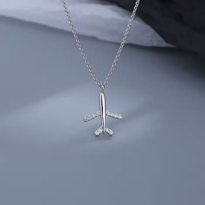 VOQ nouvelle mode avion cubique zircone couleur argent pendentif collier dames clavicule chaîne bijo