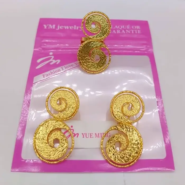 Ensemble de bijoux bohémiens en plaquage or pour femmes, idéal pour les mariages et les occasions spéciales