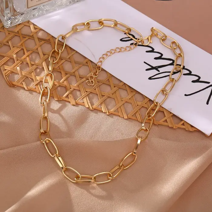Collier rétro chaînes et colliers pour femmes en alliage de zinc avec motifs géométriques pour sorties et soirées élégantes