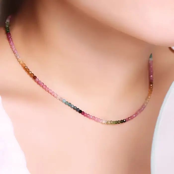 Collier de clavicule en tourmaline naturelle pour femme, design de niche arc-en-ciel, fouet, nickel 