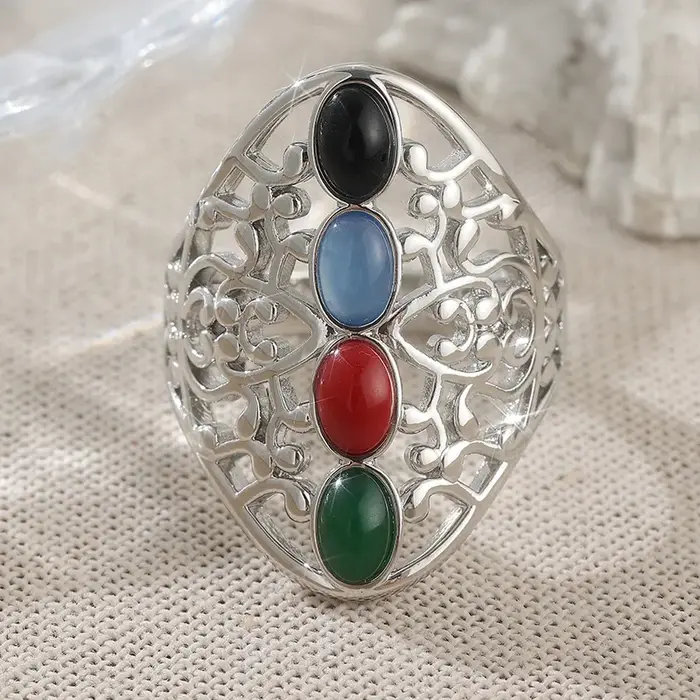 Bague texturée ajourée pour femme