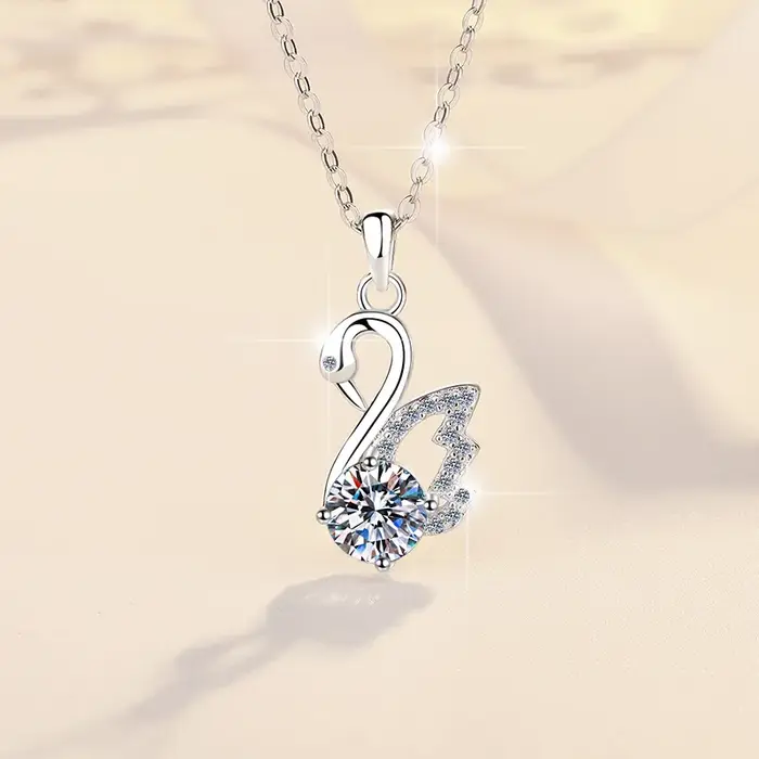 Collier avec pendentif en argent 925 pour femmes