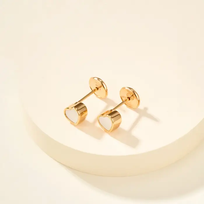Boucles d'oreilles élégantes en forme de cœur en or Rose pour femmes
