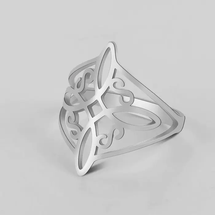 Bague à nœud celtique pour femmes